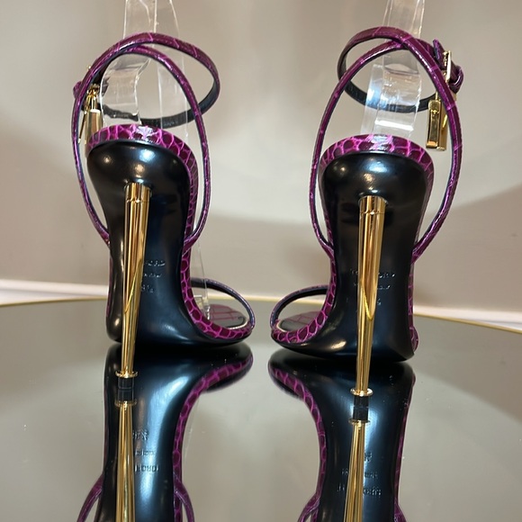 Tom Ford Padlock 105 lock cranberry leather heeled sandals sz 38.5 - Picture 9 of 17